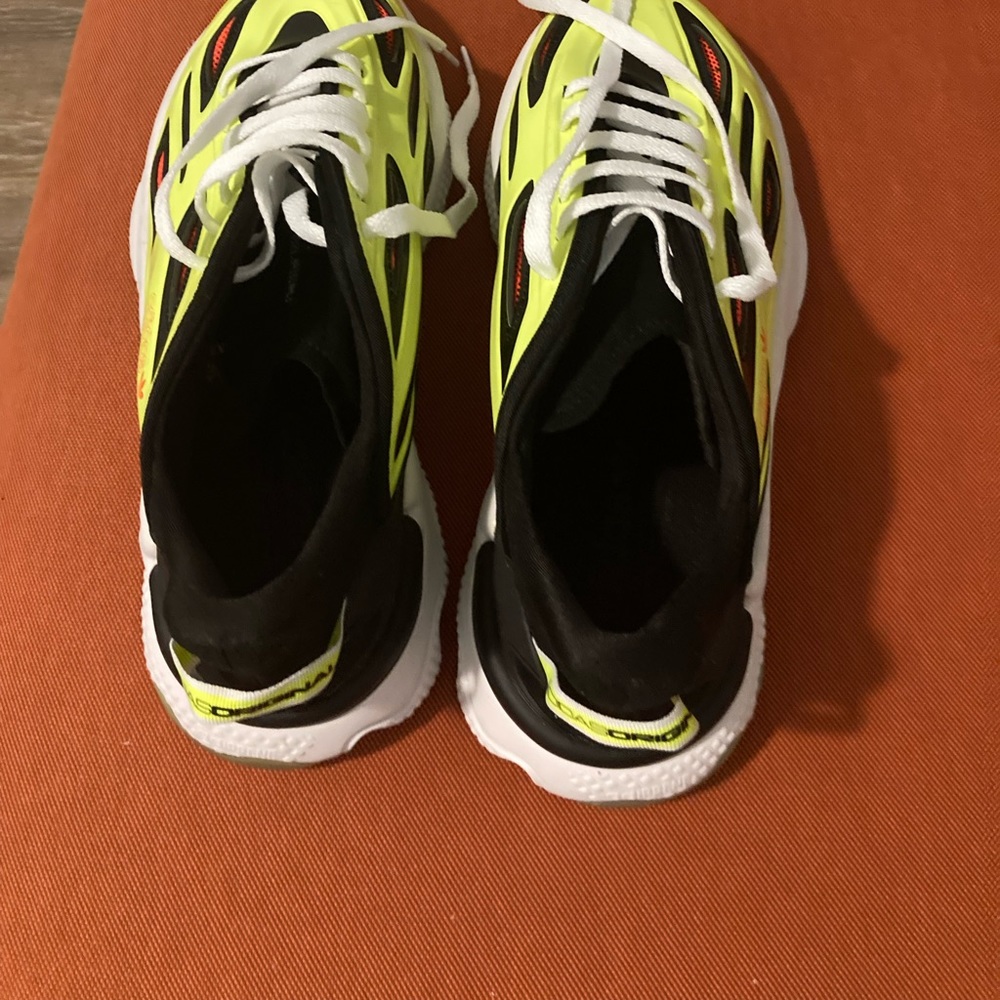 Adidas men’s original tenis shoes